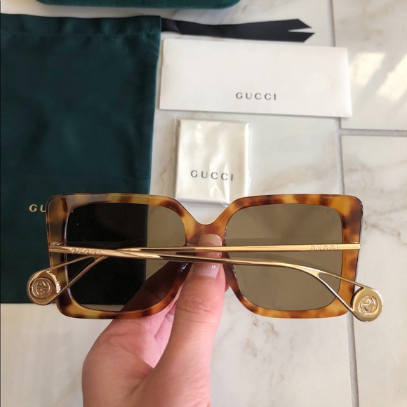 🔥NEW GUCCI SHOW STOPPER SUNGLASSES 🔥 - Picture 6 of 14